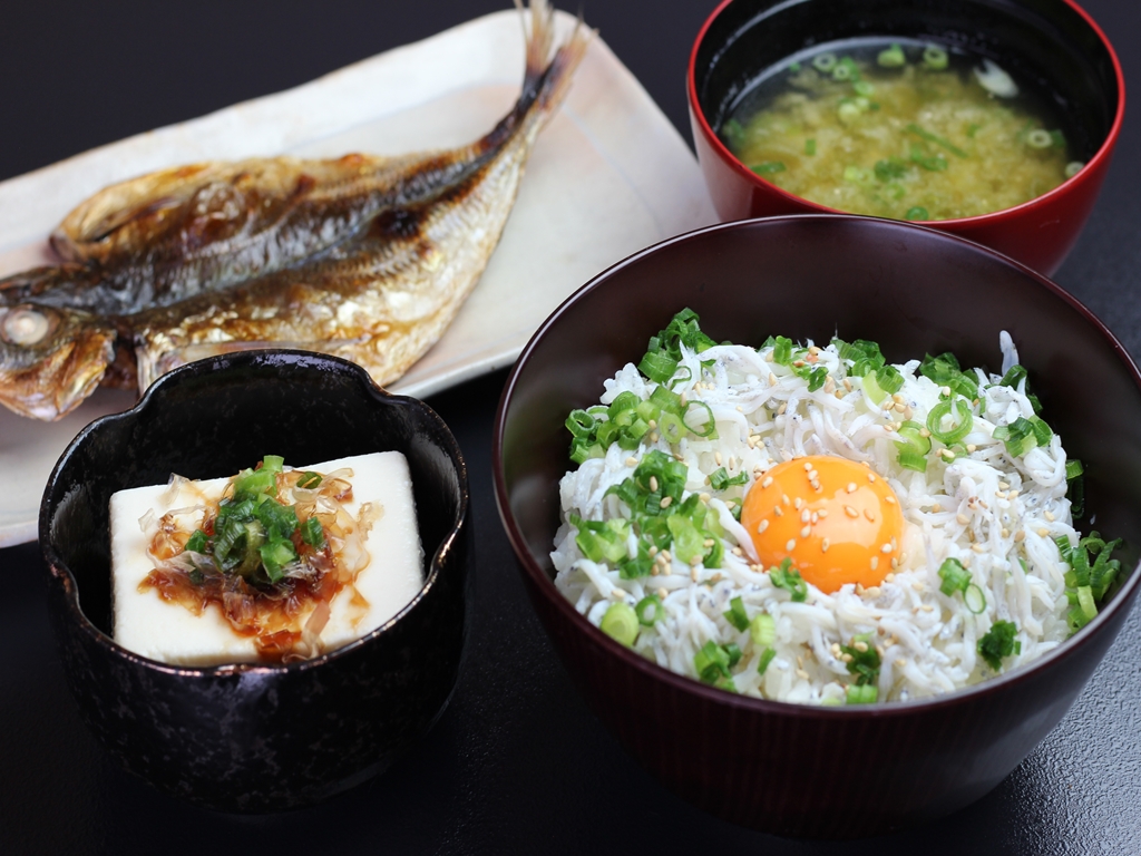 湯河原温泉「旅館まんりょう」